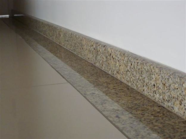 Rodapé de Granito