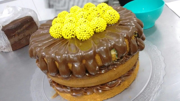 Naked Cake